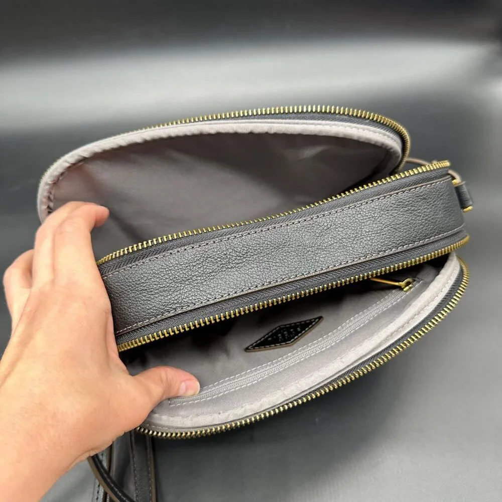 Fossil Crossbody Purse Maisie Black Leather Camera Bag Adjustable Shoulder Strap - Picture 6 of 15